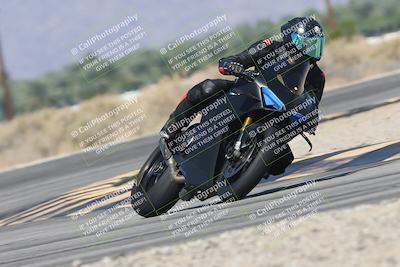 media/Oct-13-2025-Moto Forza (Mon) [[a66d839500]]/3-B Group/Session 3 (Turn 16)/